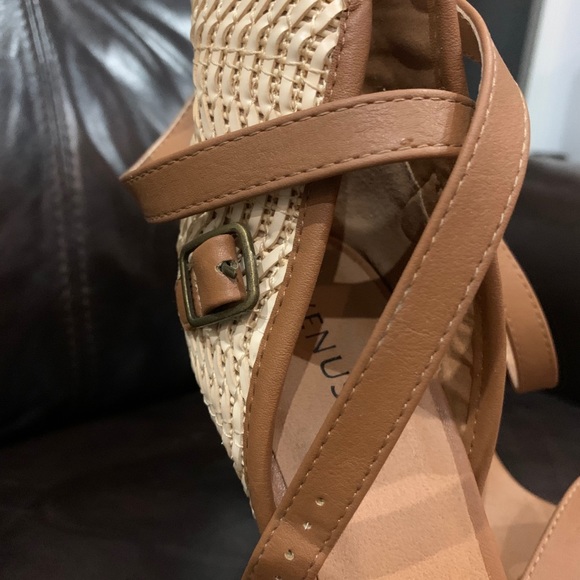 high heel shoes - Picture 4 of 6